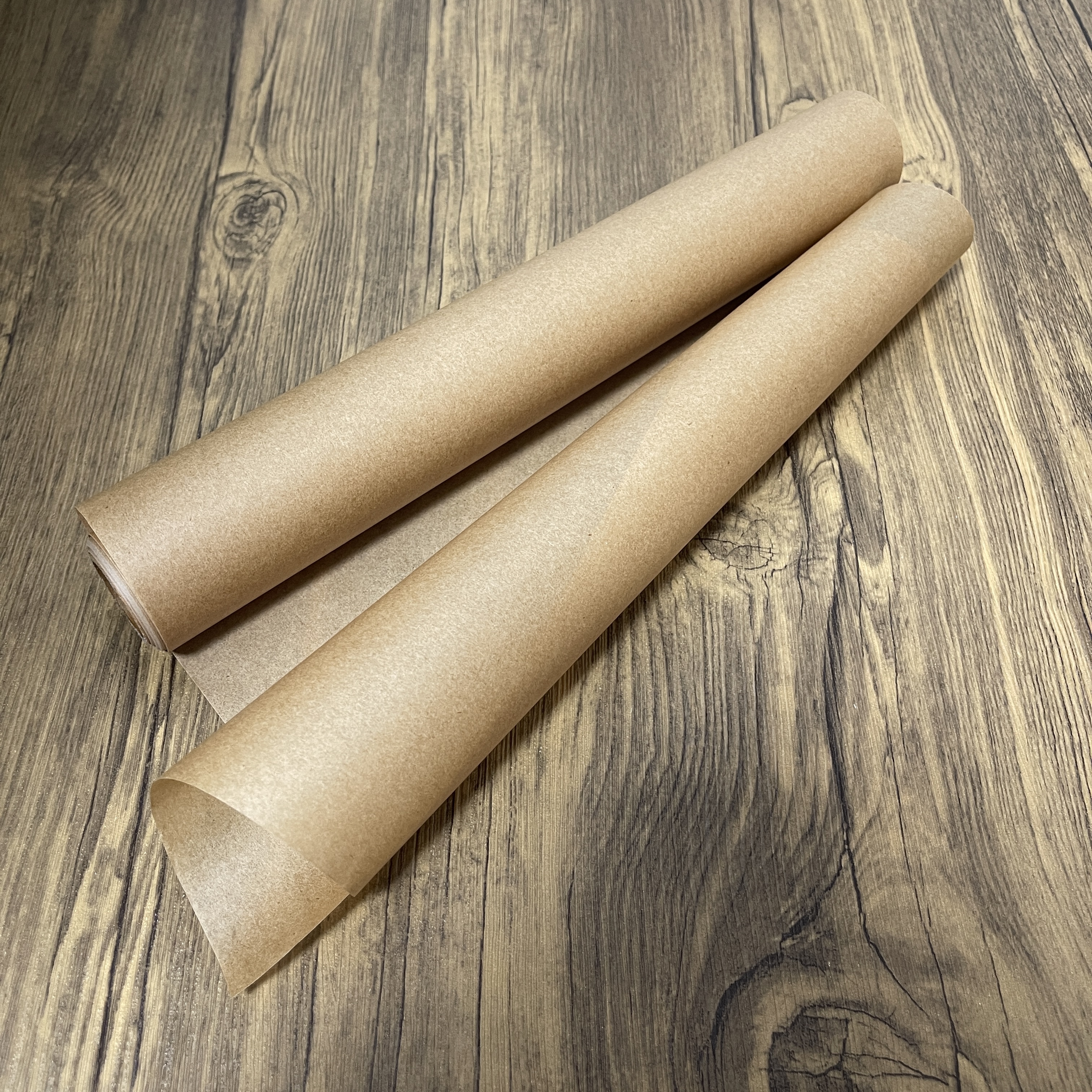 Paano mag -imbak ng baking paper upang mapanatili itong sariwa